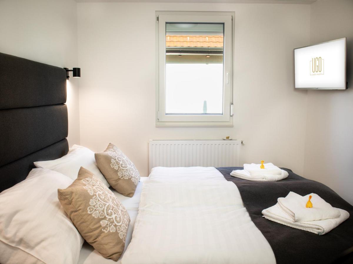 Ugo Apartman Halaszi Luaran gambar